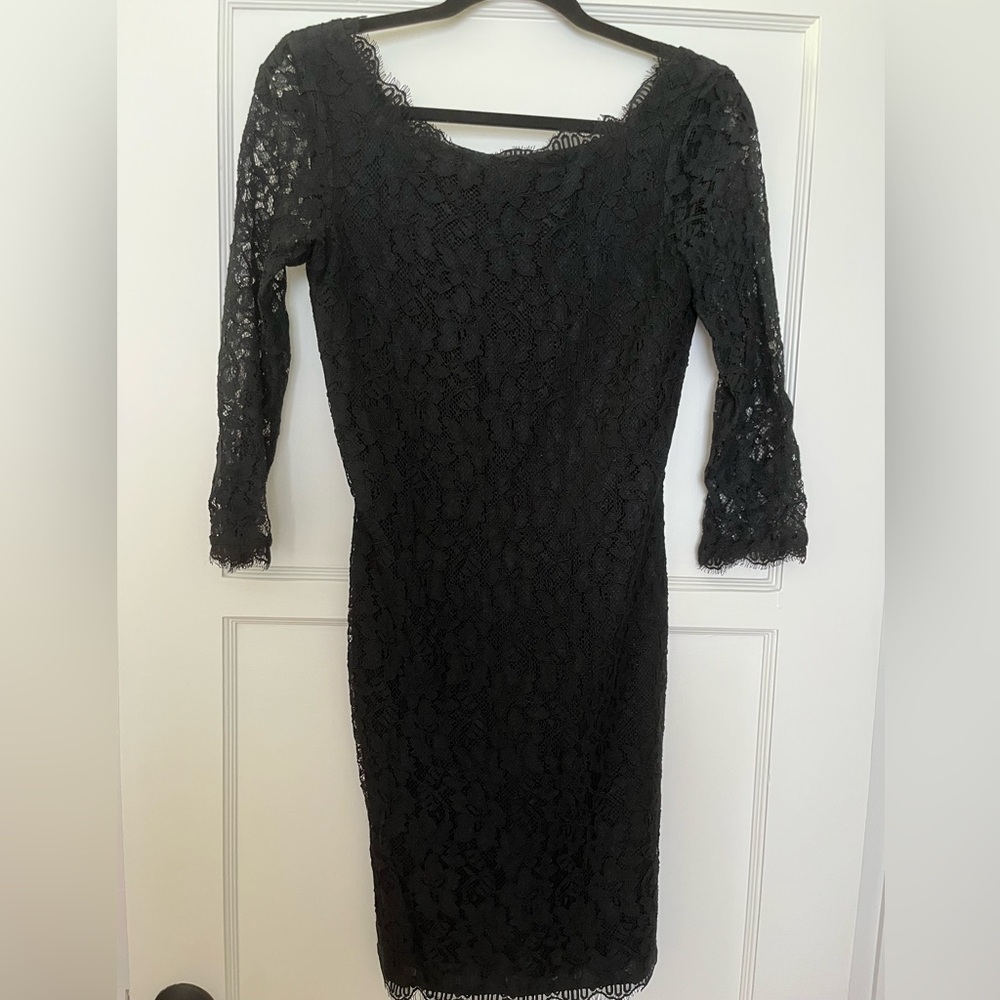 DVF Zarita Black Lace Dress with Zip Back Sz 4